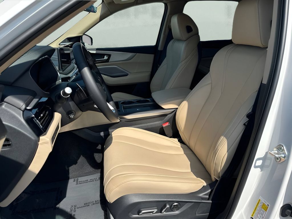 Used 2026 Acura MDX w/ Technology Package FWD image 9