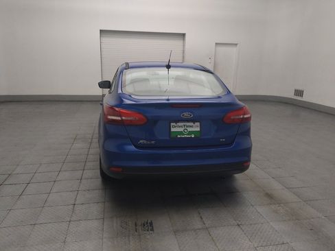 Used 2018 Ford Focus SE FWD image 6