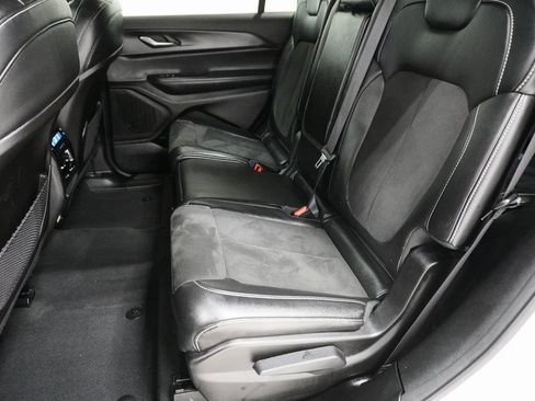 Certified 2024 Jeep Grand Cherokee L Altitude image 16