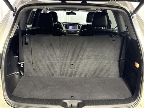 Used 2015 Toyota Highlander Limited AWD/4WD image 39