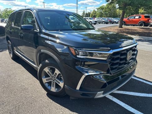 Used 2024 Honda Pilot EX-L image 5