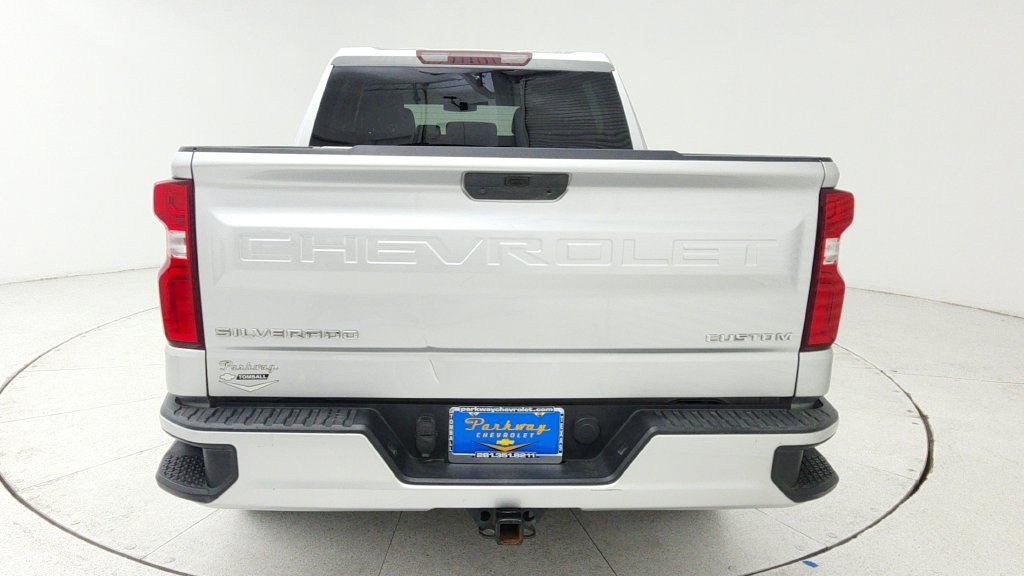 Used 2020 Chevrolet Silverado 1500 Custom w/ Custom Value Package RWD image 6