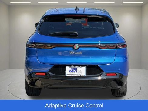 Used 2025 Alfa Romeo Tonale w/ Premium Package AWD/4WD image 9