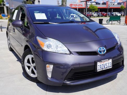 Used 2013 Toyota Prius Three FWD image 2