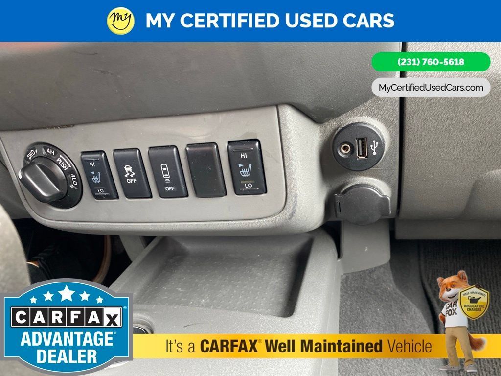 Used 2021 Nissan Frontier SV w/ Midnight Edition Floor Mats AWD/4WD image 30