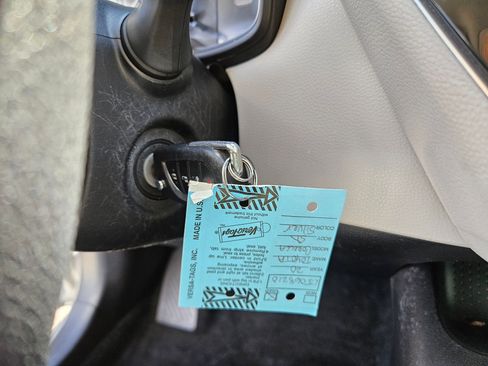 Used 2020 Toyota Corolla LE w/ Carpet Mat Package (TMS) FWD image 19
