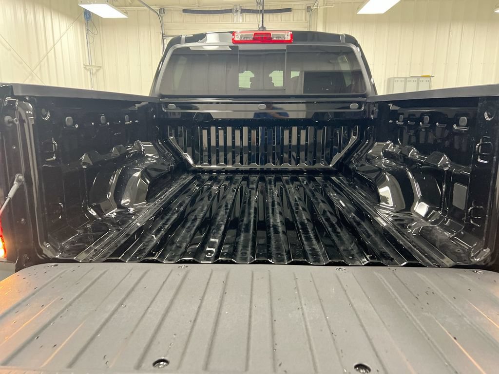 New 2026 Chevrolet Colorado W/T w/ WT Custom Package AWD/4WD image 24