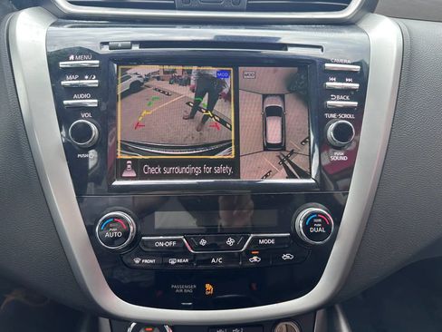 Used 2021 Nissan Murano SL FWD image 19
