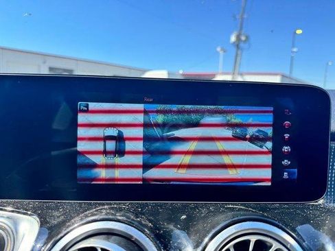 Certified 2022 Mercedes-Benz GLB 250 image 12