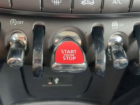 Used 2022 MINI Cooper S image 27