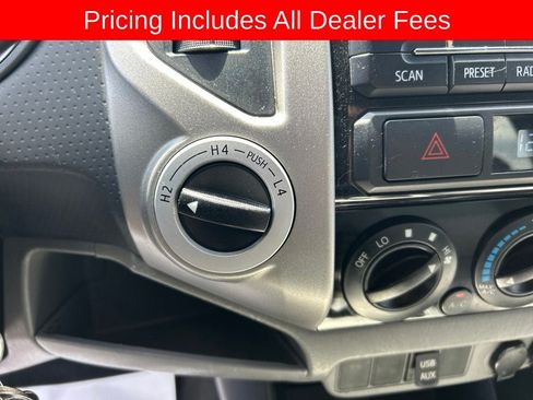 Used 2012 Toyota Tacoma 4x4 Double Cab w/ SR5 Pkg image 11