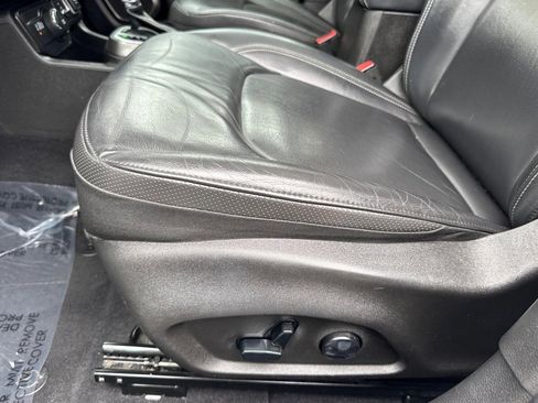 Used 2021 Jeep Renegade Limited w/ Sun & Sound Group AWD/4WD image 14