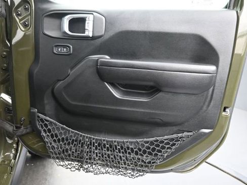 Used 2021 Jeep Wrangler Unlimited Willys image 20