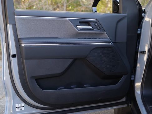 New 2026 GMC Sierra EV Elevation image 25