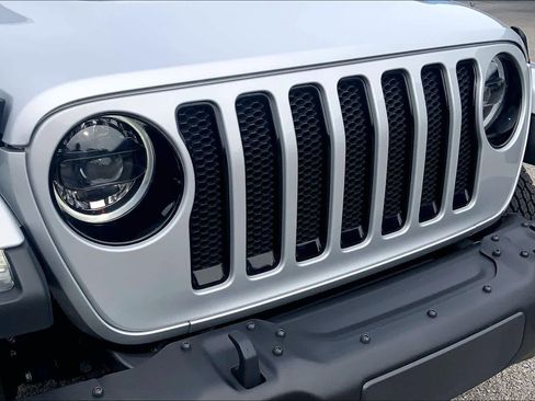 Used 2023 Jeep Wrangler Unlimited Sport AWD/4WD image 30