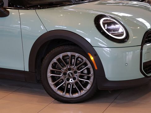 Used 2025 MINI Cooper S image 9