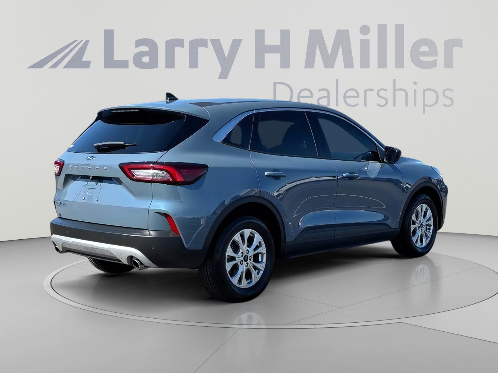 Used 2024 Ford Escape Active w/ Tech Pack #1 FWD image 6