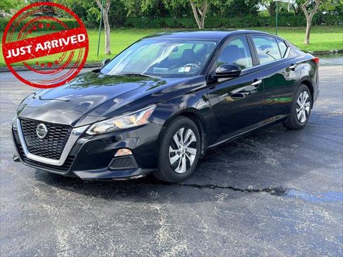 Used 2019 Nissan Altima 2.5 S FWD image 1
