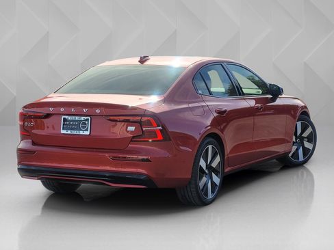 Certified 2024 Volvo S60 T8 Ultimate AWD/4WD image 9