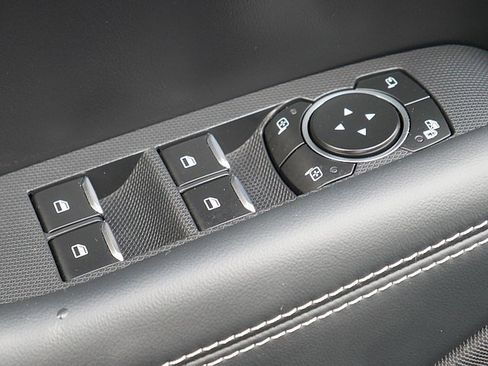 Used 2024 Ford Mustang Mach-E Select w/ Comfort Package Lite image 25