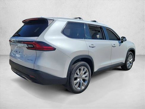 New 2026 Toyota Grand Highlander Limited image 5