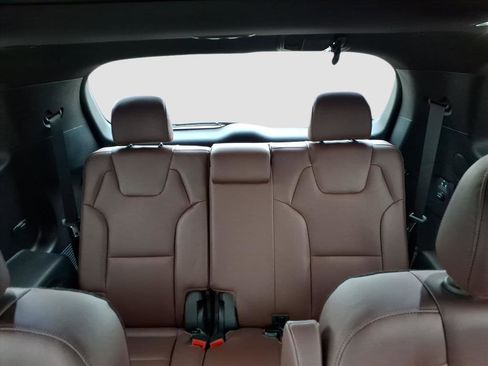 Used 2025 Kia Telluride SX w/ SX Captain's Chair Package image 14