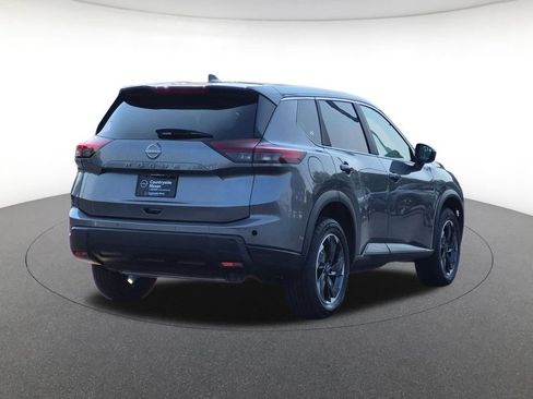 Used 2025 Nissan Rogue SV AWD/4WD image 5