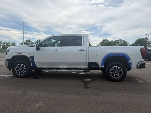 Used 2024 GMC Sierra 3500 SLT w/ SLT Convenience Package AWD/4WD image 16