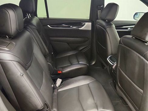 Used 2020 Cadillac XT6 Premium Luxury image 25