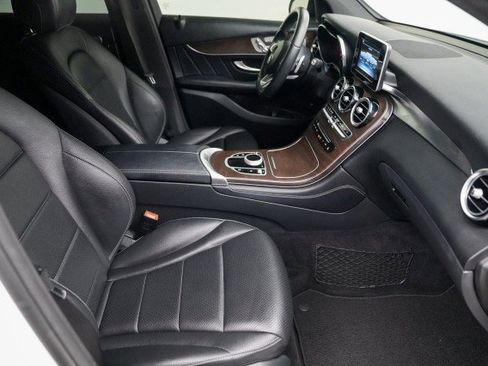 Used 2018 Mercedes-Benz GLC 300 4MATIC Coupe image 21