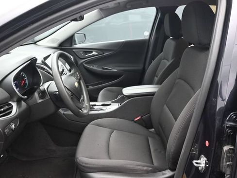 Used 2023 Chevrolet Malibu LT FWD image 7
