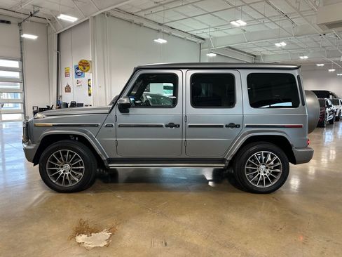 Used 2023 Mercedes-Benz G 550 image 4