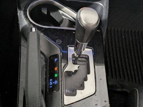 Used 2018 Toyota RAV4 Limited image 11