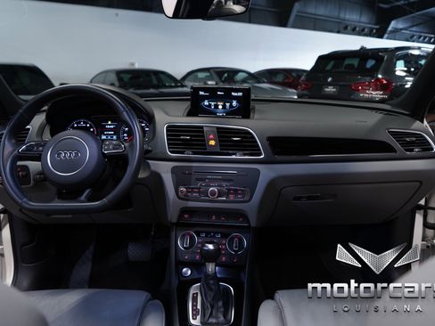 Used 2018 Audi Q3 2.0T Premium Plus w/ S Line Competition Package image 32