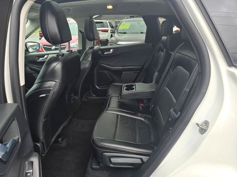 Used 2022 Ford Escape SEL AWD/4WD image 14