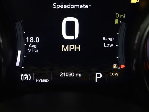 Used 2023 Jeep Wrangler Unlimited Sahara AWD/4WD image 38