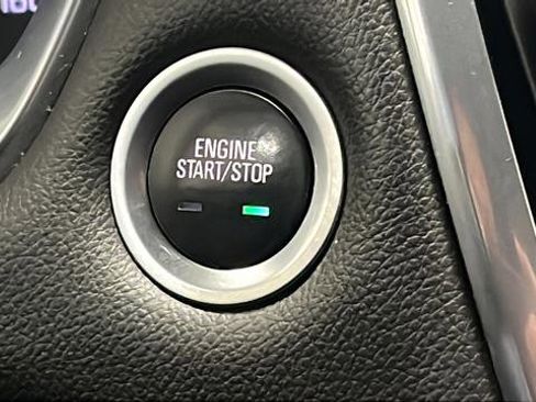 Used 2019 Chevrolet Traverse LT w/ LPO, Floor Liner Package image 29