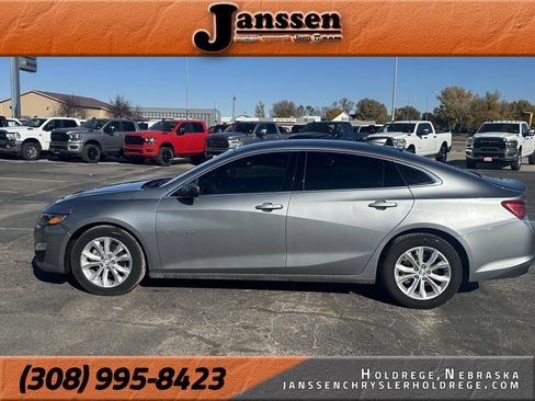 Used 2024 Chevrolet Malibu LT image 1