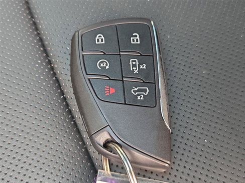Used 2024 GMC Hummer EV 3X w/ LPO, Illumination Package AWD/4WD image 32