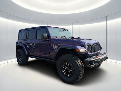 New 2026 Jeep Wrangler Unlimited Rubicon w/ Xtreme 35 Tire Package AWD/4WD image 2