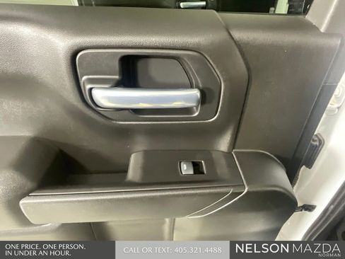 Used 2021 Chevrolet Silverado 1500 LT AWD/4WD image 19