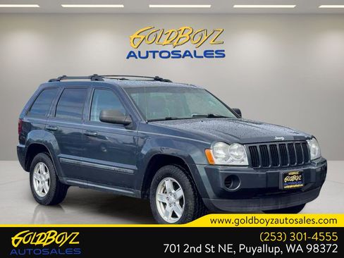 Used 2007 Jeep Grand Cherokee Laredo w/ Sun/Sound Group image 2