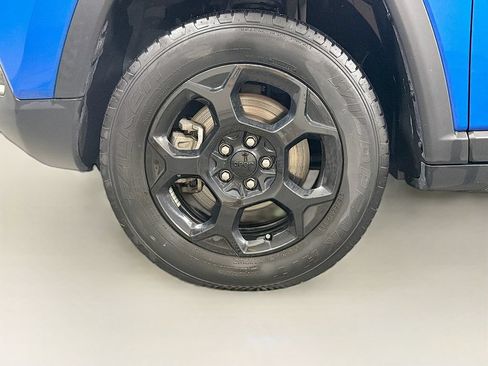 Used 2024 Jeep Compass Trailhawk AWD/4WD image 29