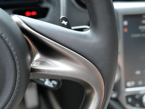 Used 2018 McLaren 720S Luxury RWD image 25