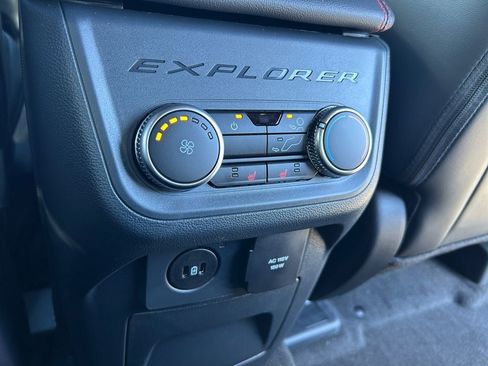 Used 2025 Ford Explorer ST AWD/4WD image 36