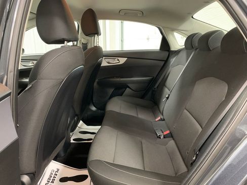 Used 2024 Kia Forte LX image 17