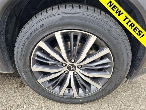 Used 2022 INFINITI QX60 Sensory image 5