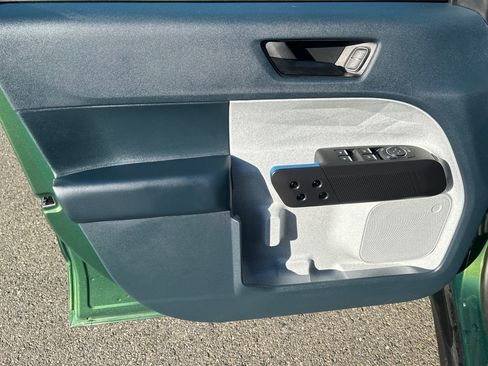 Certified 2025 Ford Maverick XLT w/ 4K Tow Package image 17