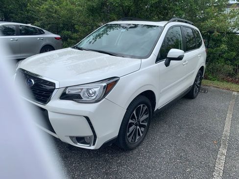 Used 2018 Subaru Forester 2.0XT Touring image 2