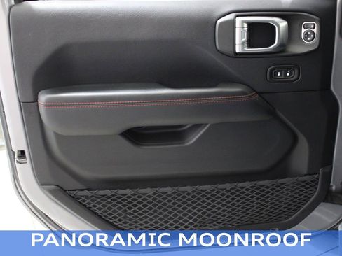 Used 2018 Jeep Wrangler Unlimited Rubicon image 4